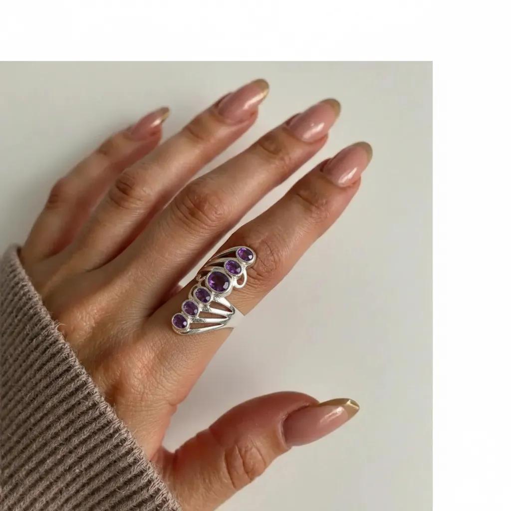 Anello - Anello Zenia Six Purple Gems