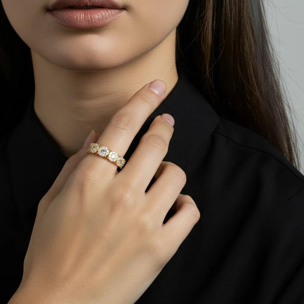 Anello in argento 925 con zirconi - Anello Gold Magic Circle