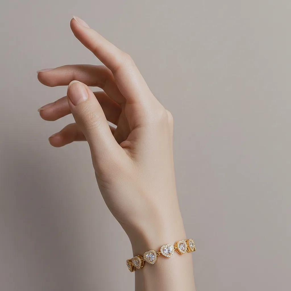 Bracciale con cuore dorato - Bracciale Golden Crystal Heart - BIANCO - FOTO 2