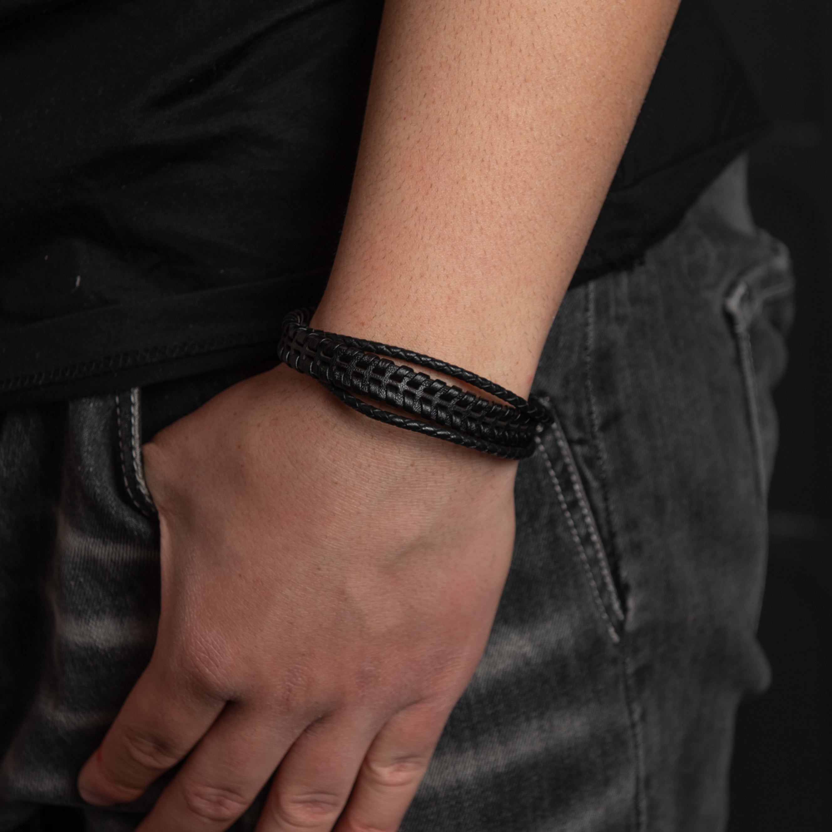 Bracciale pendenti in acciaio inossidabile - Bracciale Uomo Midnight  Multi-Weave - NERO